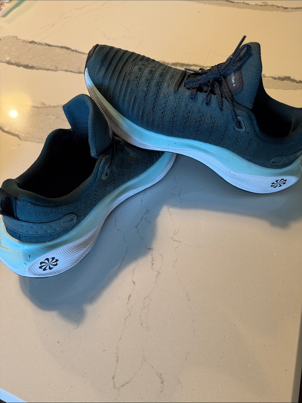 Women’s Nike running Shoes - Picture 2 of 6